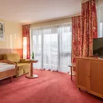 Vivea Gesundheitshotel מלון באד הרינג