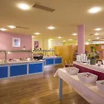 Vivea Gesundheitshotel 4* באד הרינג