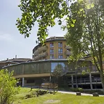 Vivea Gesundheitshotel 4* באד הרינג