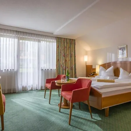 מלון Vivea Gesundheitshotel 4*